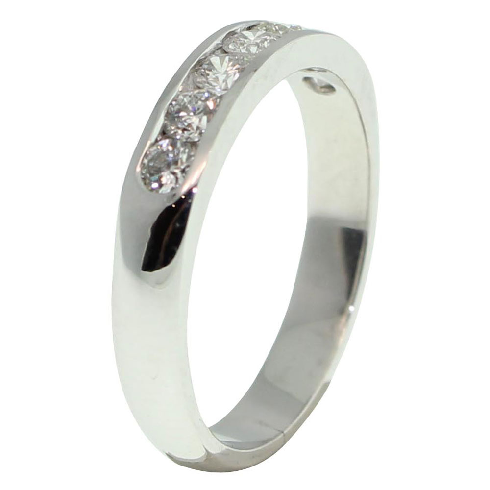 18CT WHITE GOLD, HANDMADE ROUND BRILLIANT 0.50CT DIAMOND RING